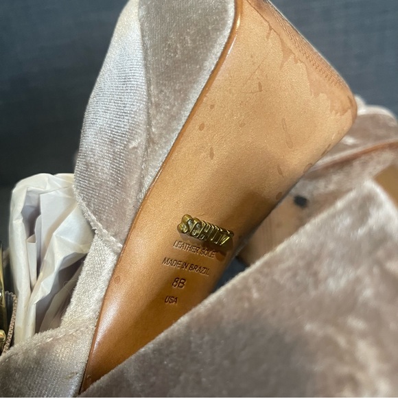 Schutz Thaise Pink Velvet Platforms - Picture 8 of 12